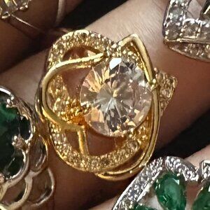 Goldtone and clear CZ Cocktail ring sz 9.5